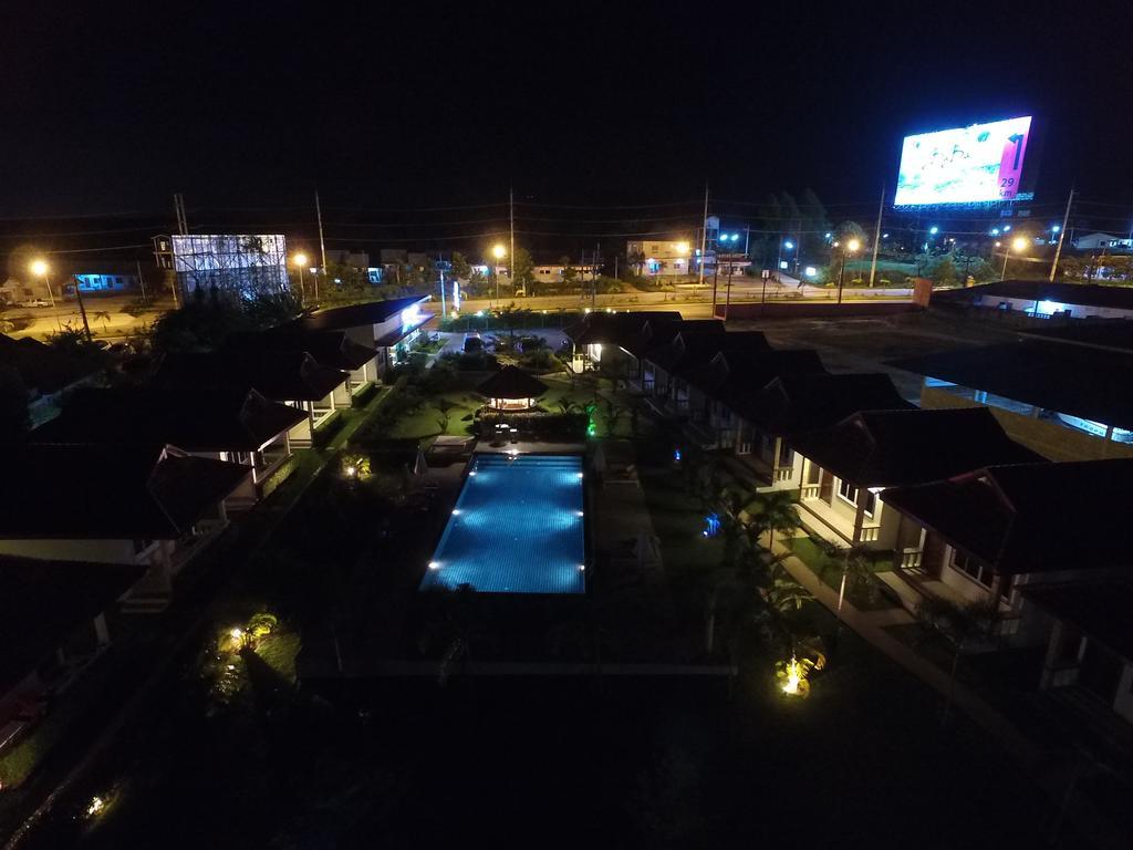 Phuket Airport Villa Ban Bo Han 외부 사진