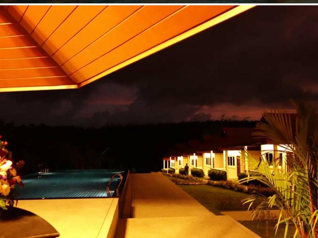 Phuket Airport Villa Ban Bo Han 외부 사진